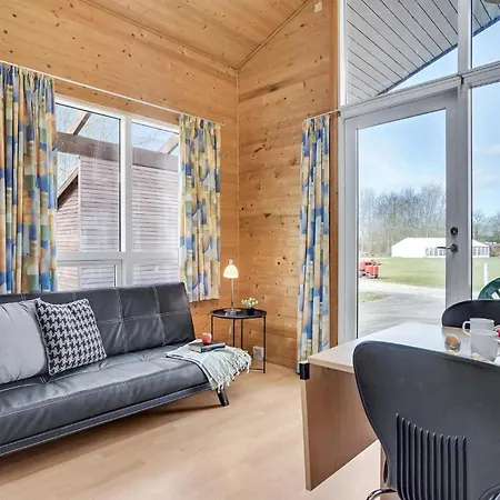 Vakantiehuis Pet Friendly In With Wifi Fredericia